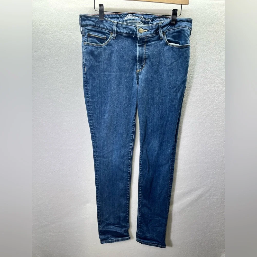 Eddie Bauer Slightly Curvy Straight Leg Jeans Womens 10 Blue‎ Denim Stretch 2243